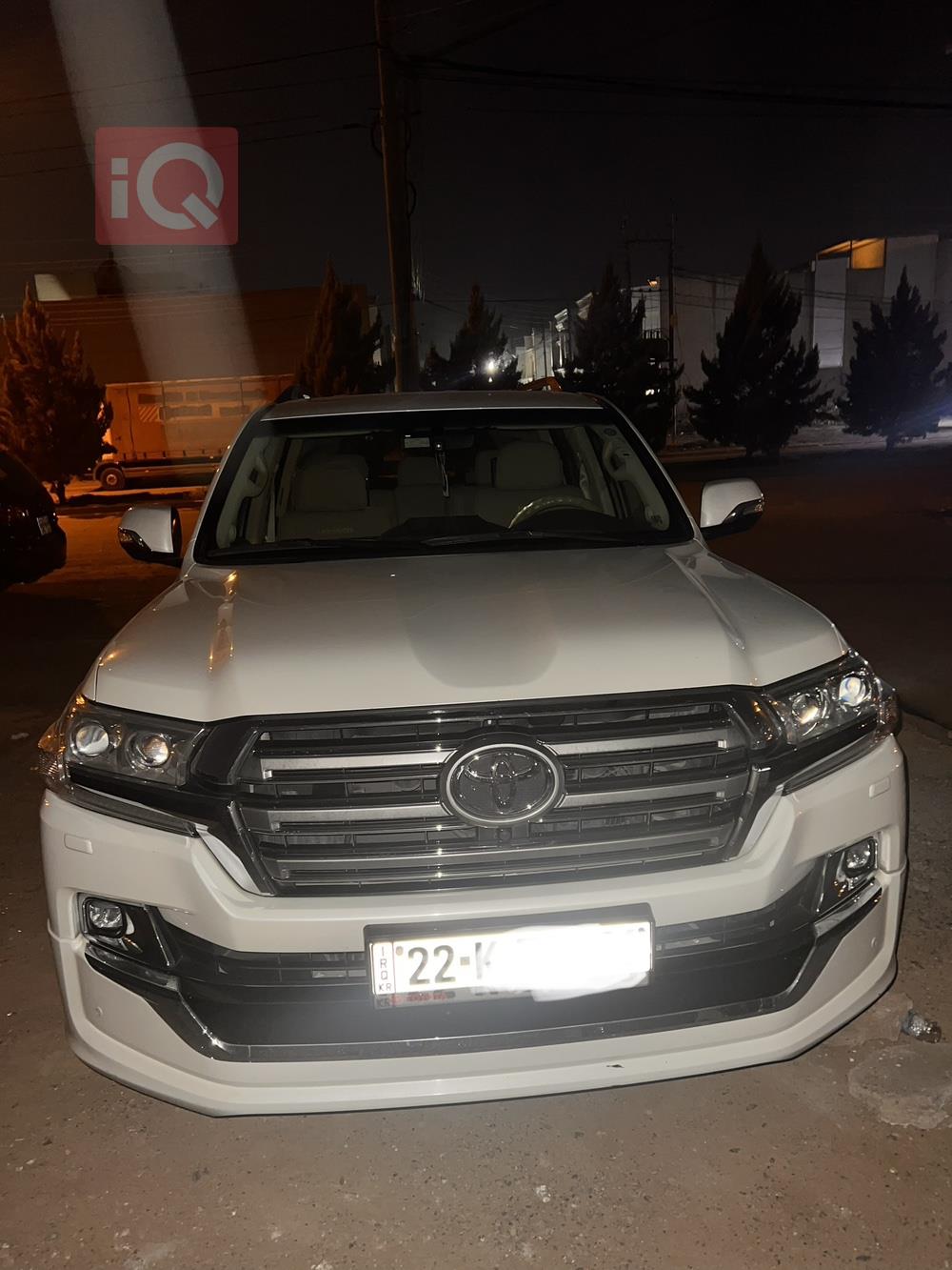 تويوتا لاندكروزر